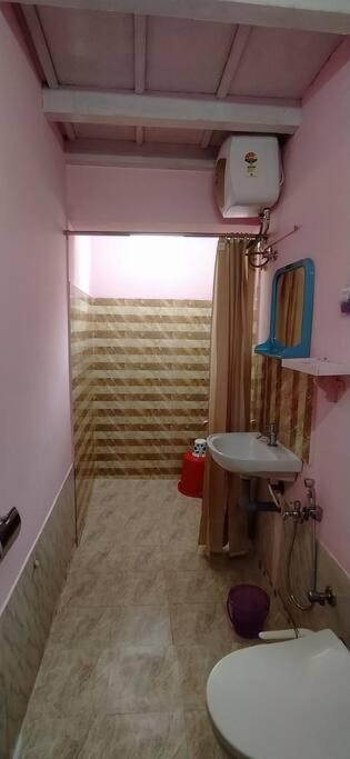 Runnin Airport - Homestay Gurpur Exteriör bild