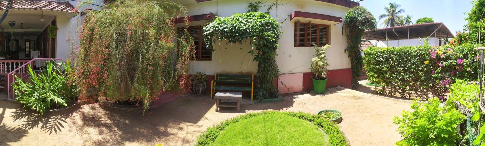 Runnin Airport - Homestay Gurpur Exteriör bild